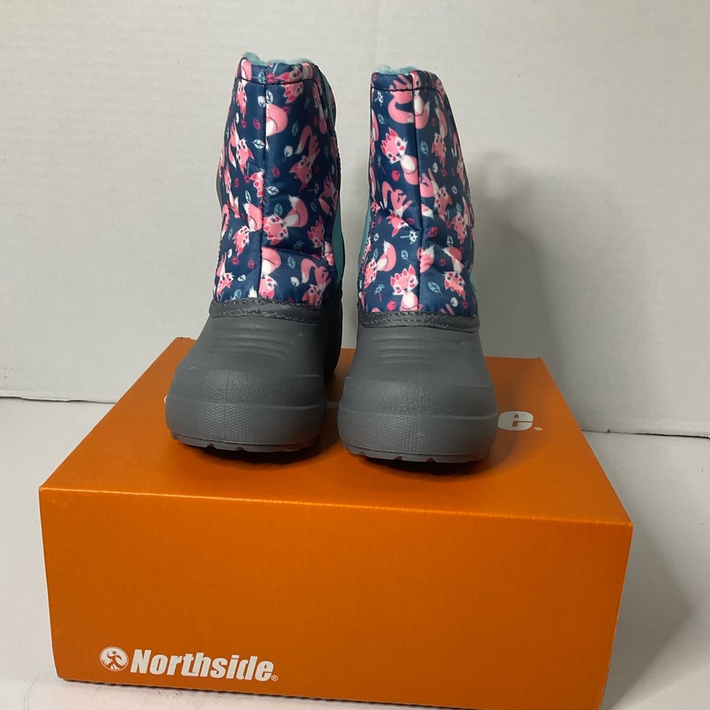 GIRLS SHOES